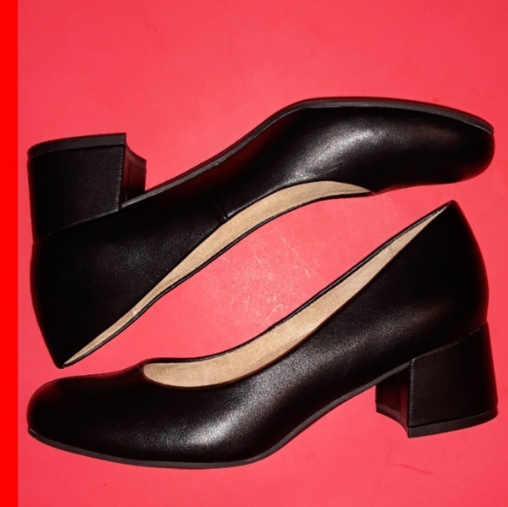 *NWOB* Naturalizer pump